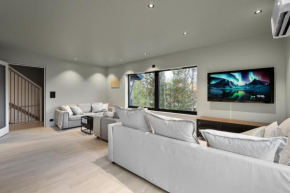 Spacious & Lovely Aurora Apartment I FREE Parking